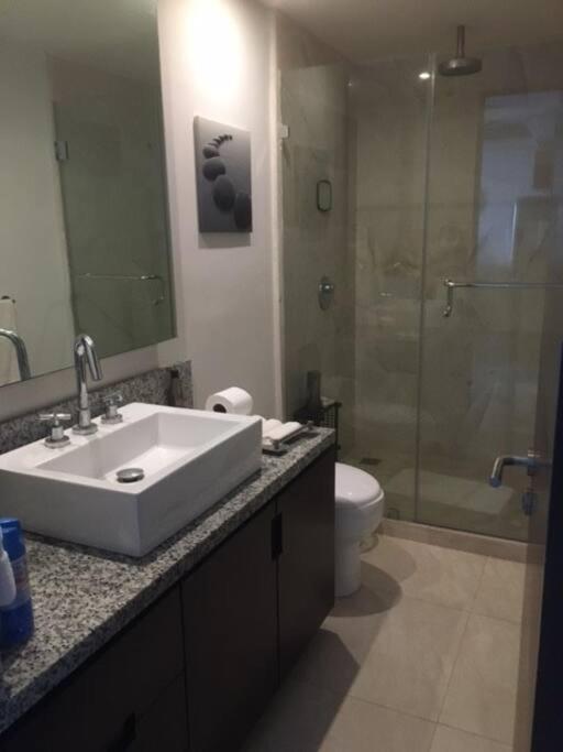 Beautiful 3 Bedroom, Fully Furnished, On The Beach Mazatlan Exterior photo